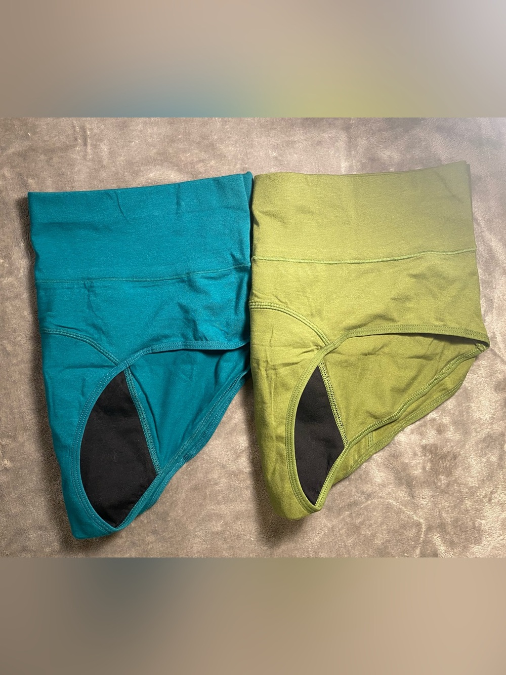 NWOT 2pair Innersy highwaisted period underwear w/5 layer heavy flow protection